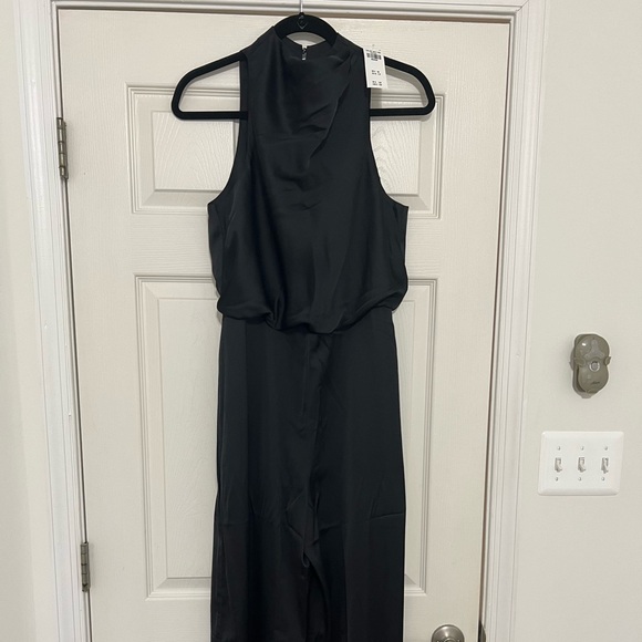 Black Abercrombie jumpsuit - Picture 2 of 5